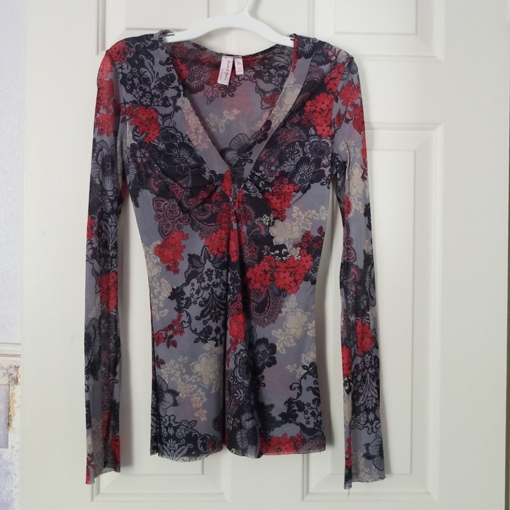 Sweetpea medium shirt long sleeve